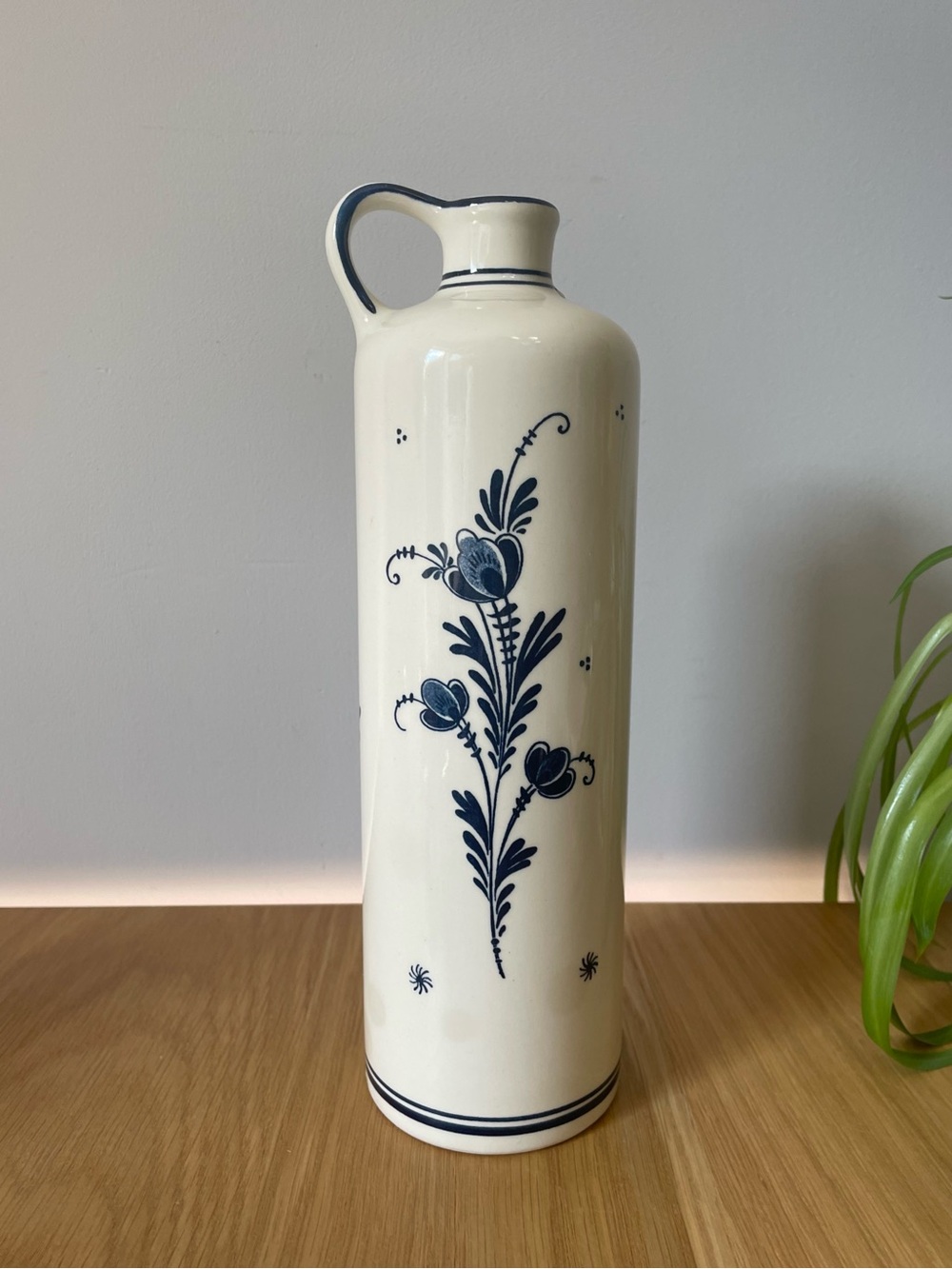 Vintage 1970s BOLS Delft Blue Ceramic Gin Decanter Pitcher Vase Netherlands